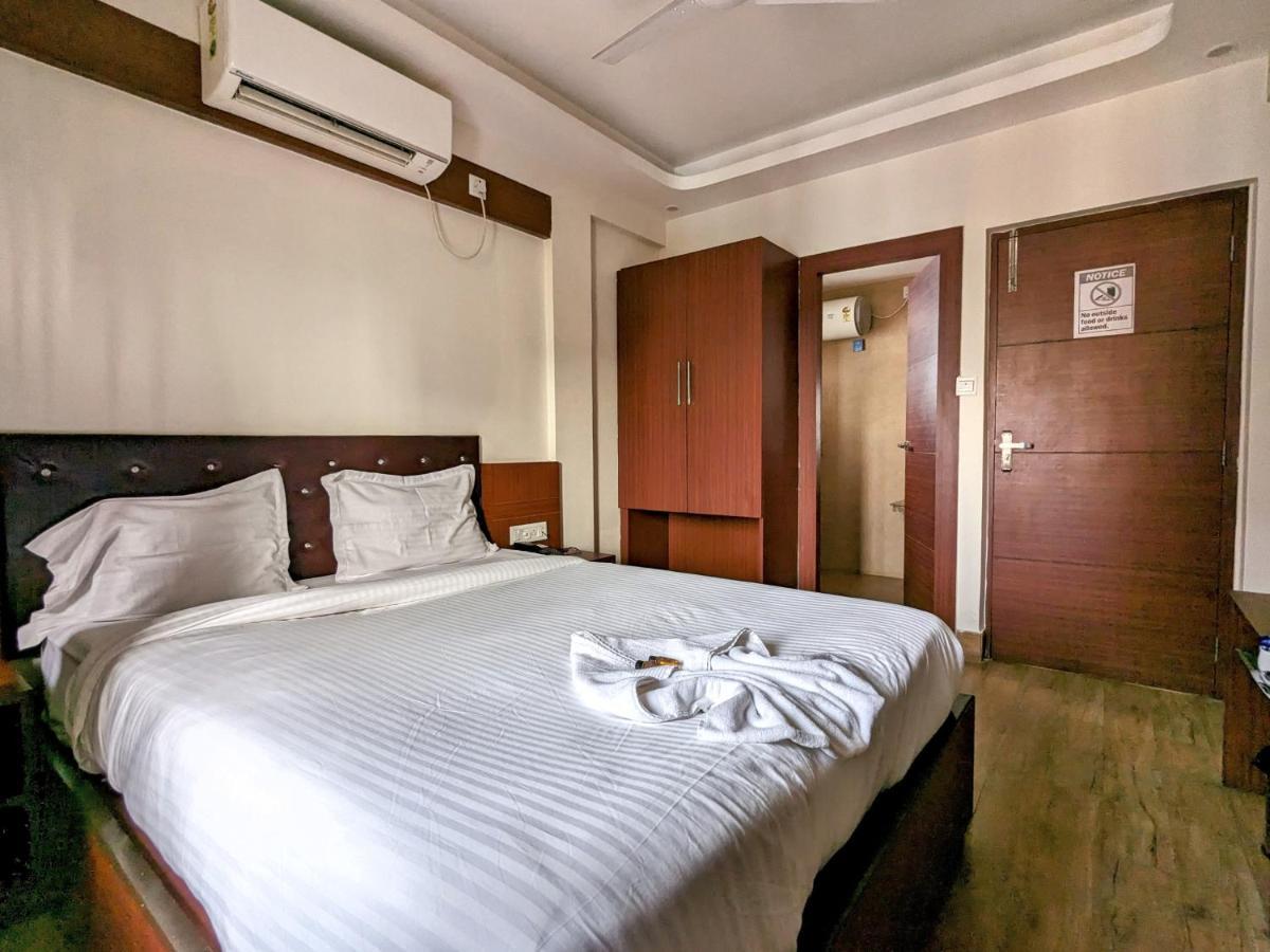 The Aster Enclave Hotel Колката Екстер'єр фото