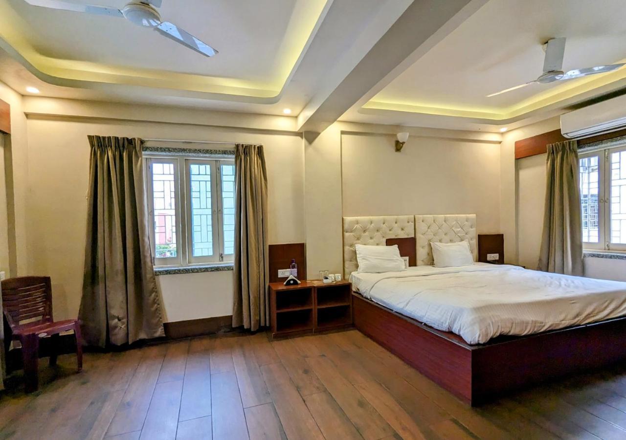 The Aster Enclave Hotel Колката Екстер'єр фото
