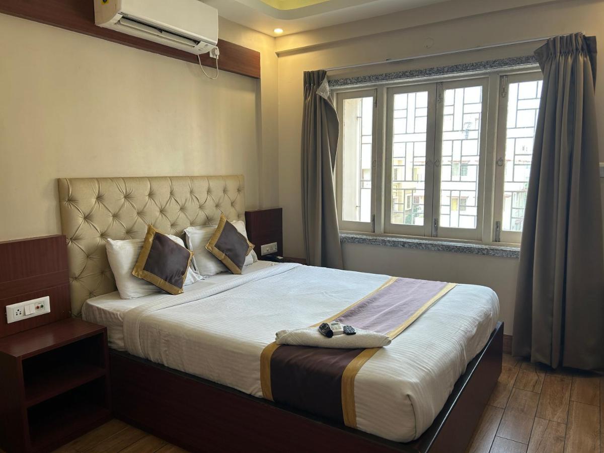 The Aster Enclave Hotel Колката Екстер'єр фото