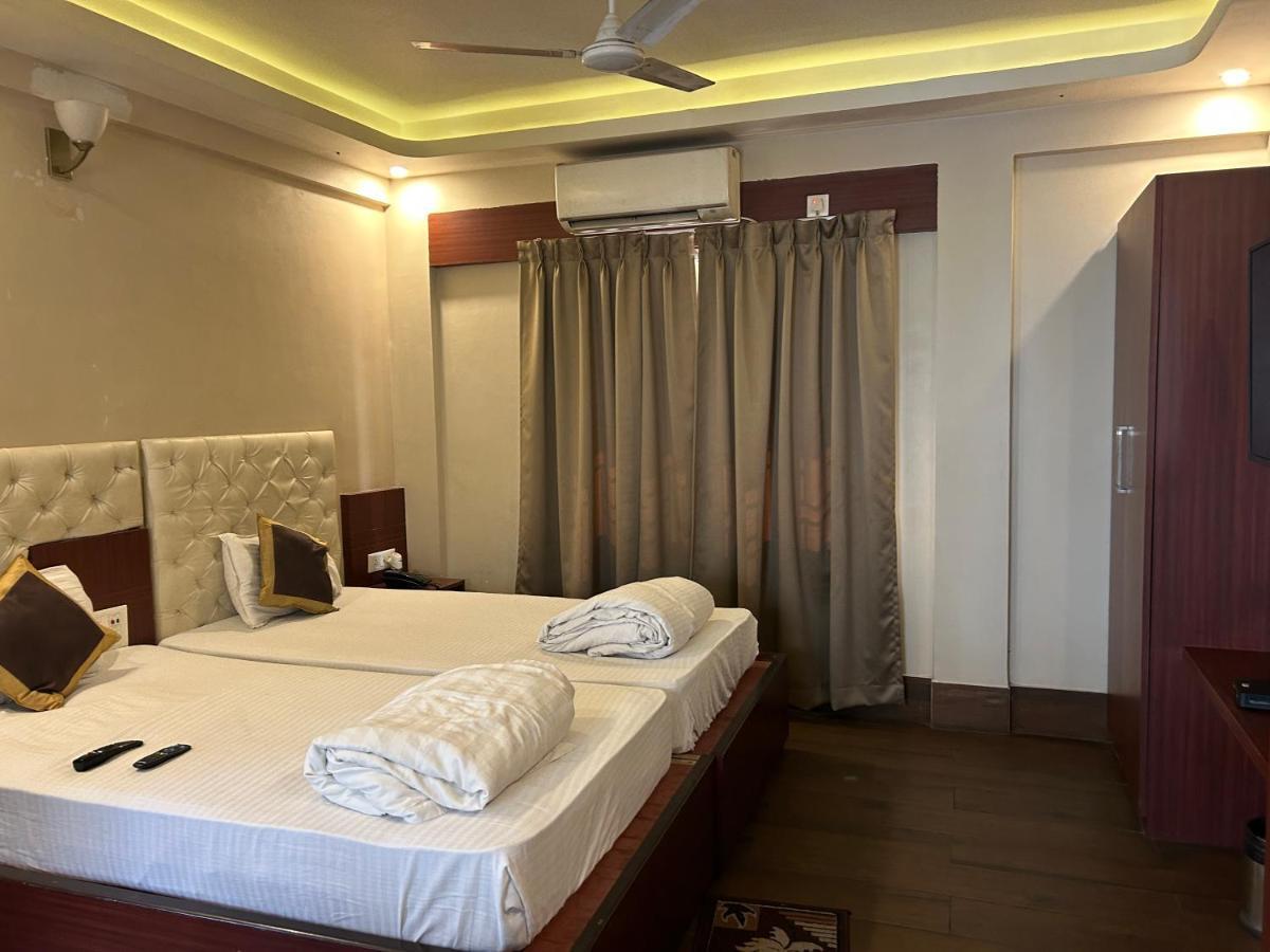 The Aster Enclave Hotel Колката Екстер'єр фото